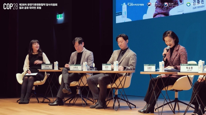 스트리밍코리아 생중계 레퍼런스_토론.jpg
