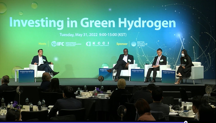 세계은행 IFC 행사 - Investing In Green Hydrogen 연출사진4.jpg