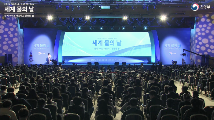 스트리밍코리아_온라인생중계_풀샷.PNG