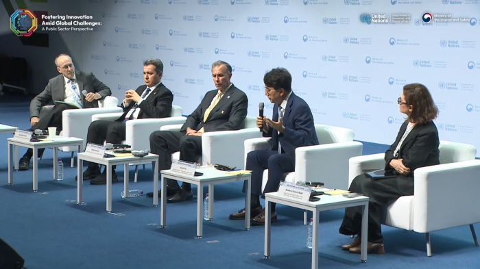 스트리밍코리아_온라인생중계_2024 UN Public Service Forum_패널토론.PNG